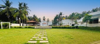 Hong Sau Resorts Thavarkere