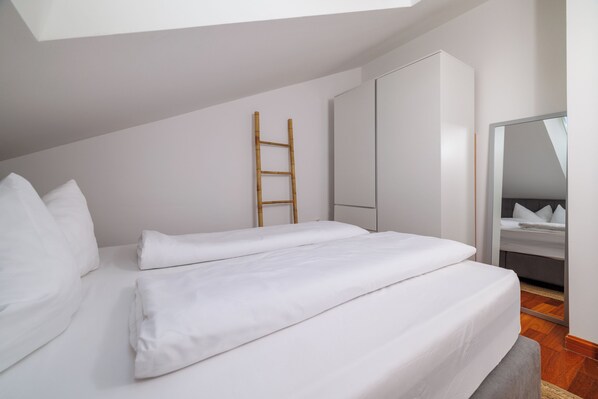 Room - Modern top floor apartment with sea view in Crikvenica (Crikvenica)