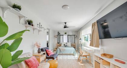 1 Mi to Military Base: Cozy Imperial Beach Studio