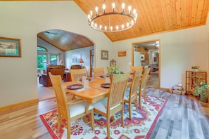 House (3 Bedrooms) | Interior - 40-acre Waterfront Retreat on the White River! (Hesperia)