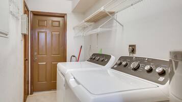 Căn hộ (3 Bedrooms) | Nội thất