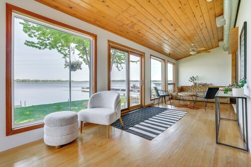 White Bear Lake Lakehouse w/ Dock & Paddleboards