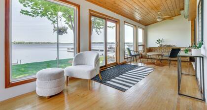 White Bear Lake Lakehouse w/ Dock & Paddleboards