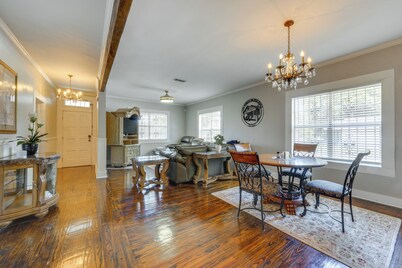 Quiet Home Near I-49, Downtown & 2 Hospitals
