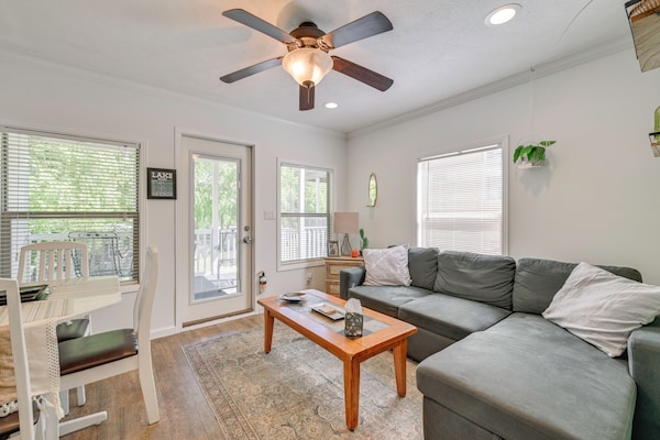 Pool & Lake Access! Sherrills Ford Tiny Home - Lake Norman, NC