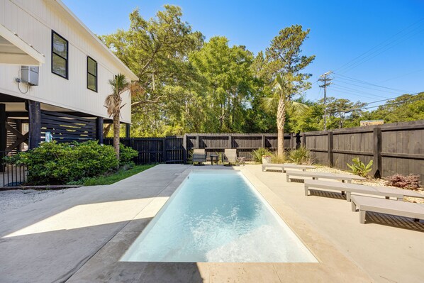 House (3 Bedrooms) | Front of property