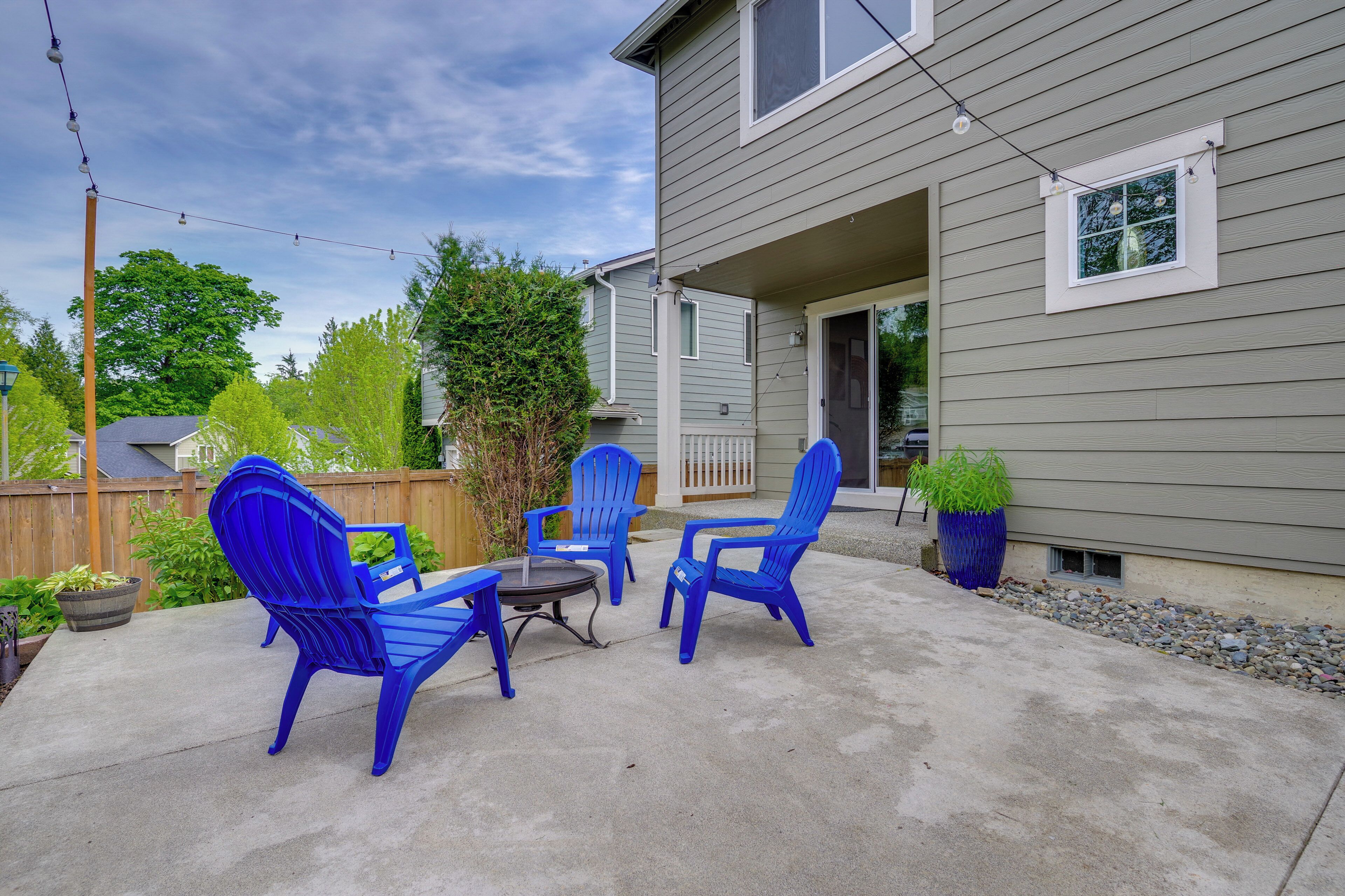 House (4 Bedrooms) | Front of property