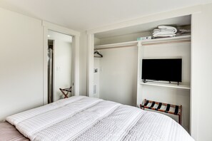 Cottage (2 Bedrooms) | Interior