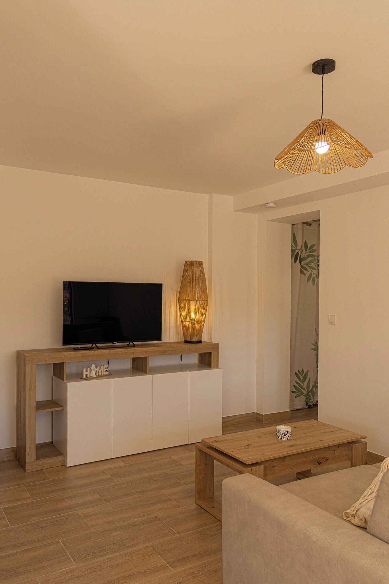 Standard Apartment | Living area