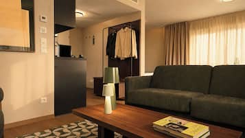 Superior-Apartment | Minibar, Zimmersafe, Schreibtisch, laptopgeeigneter Arbeitsplatz