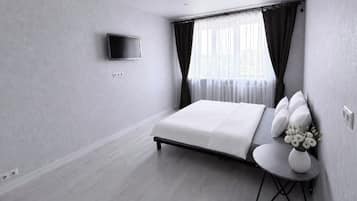 Classic Condo, 1 Double Bed with Sofa bed | Iron/ironing board, free WiFi