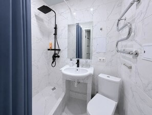 Kondominium Klasik, 1 Tempat Tidur Double dengan tempat tidur Sofa | Kamar mandi