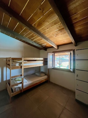 Room - The Treehouse Surf Camp (Hoya Grande)
