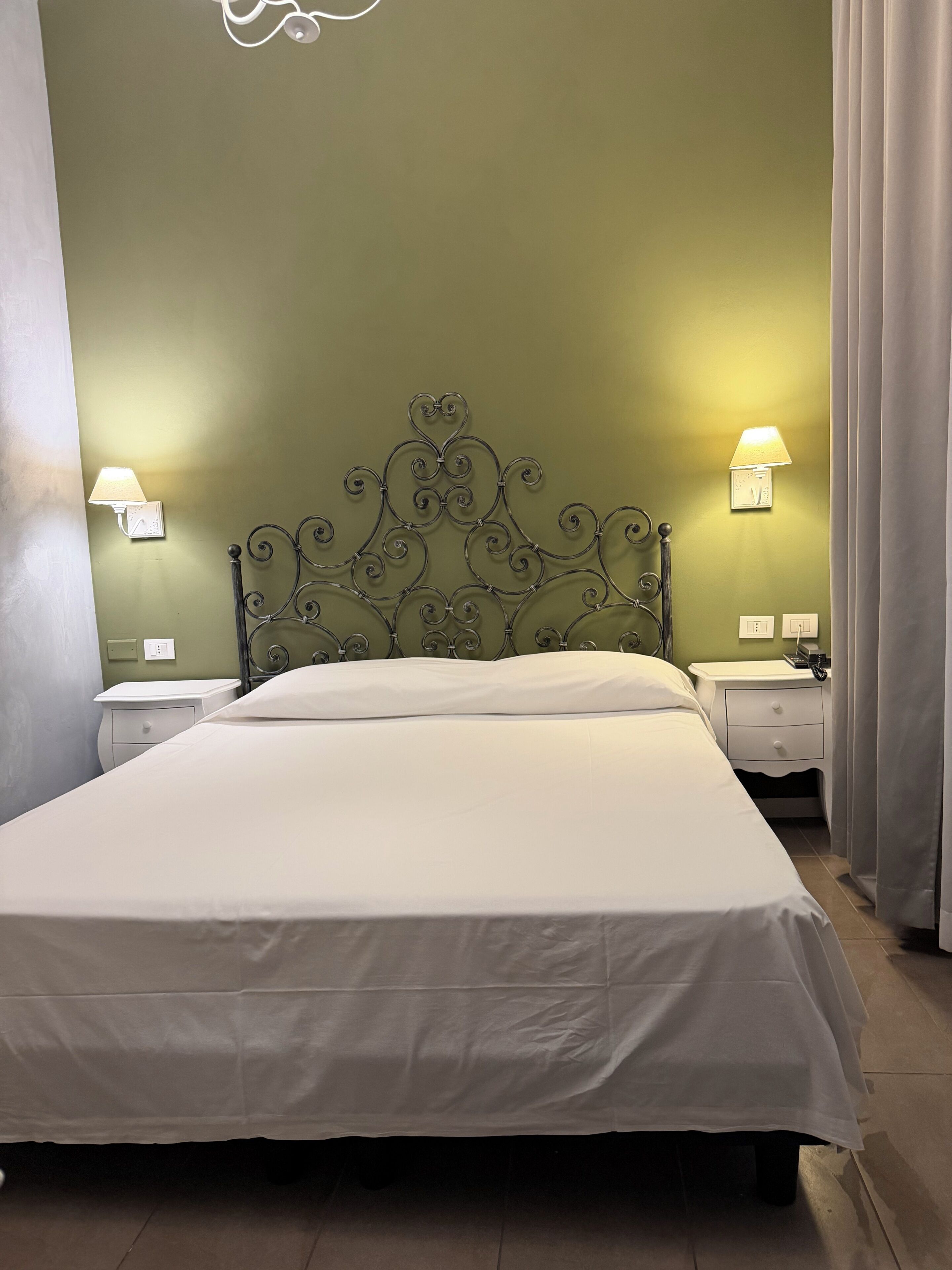 Family Quadruple Room | Desk, free WiFi