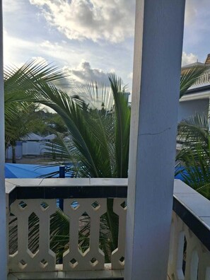 Classic Apartment | Balcony - Makey Holiday Homes Diani (Diani Beach)