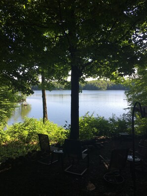 Property grounds - Woodsy campground , trails, pool, hot tub, showers , beach , play ground, movies (Bliss)