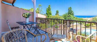 Apartment 'Attico Villa Stefania' with Sea View, Pool and Private Garden