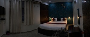 ห้องดับเบิล | โต๊ะทำงาน, Wi-Fi ฟรี