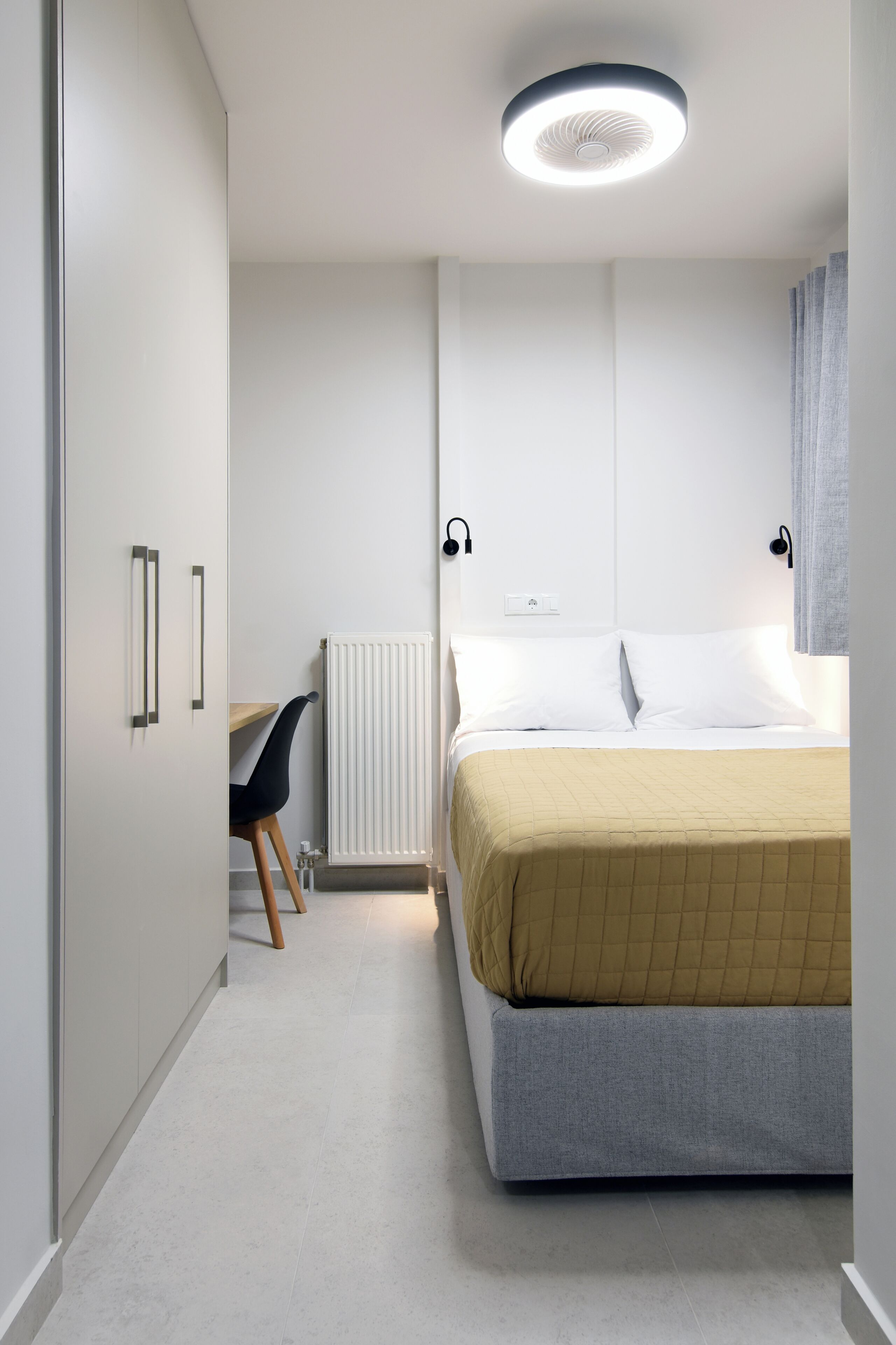 Superior-Studio, Balkon | Verdunkelungsvorhänge, schallisolierte Zimmer, Bügeleisen/Bügelbrett