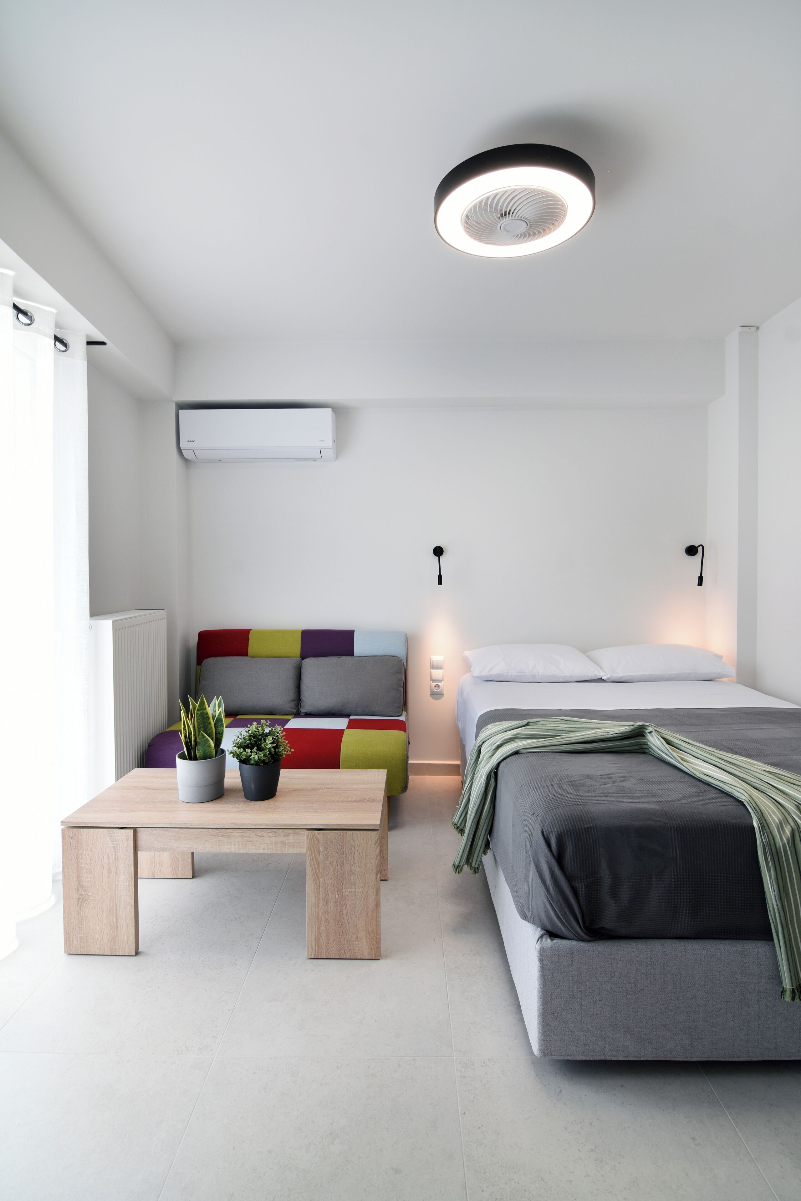 Superior-Studio, Balkon, Stadtblick | Verdunkelungsvorhänge, schallisolierte Zimmer, Bügeleisen/Bügelbrett