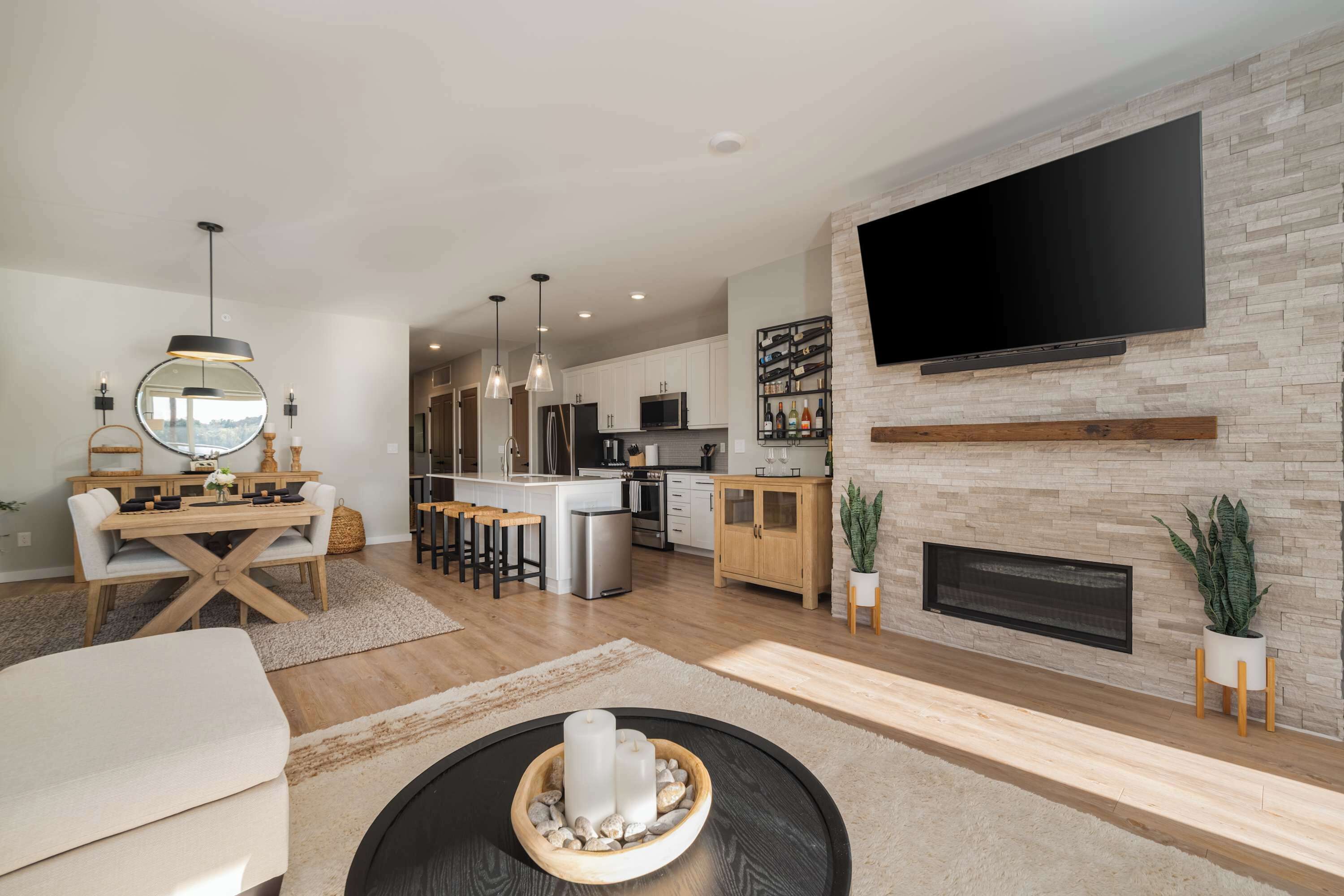 TV, fireplace, offices