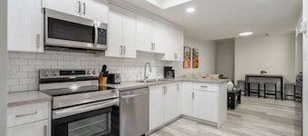 2BR Stylish & Private Suite SE! FREE Banff Pass!