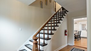 Rumah, 4 kamar tidur | Interior