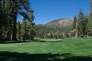 Appart'hôtel, 3 chambres | Golf