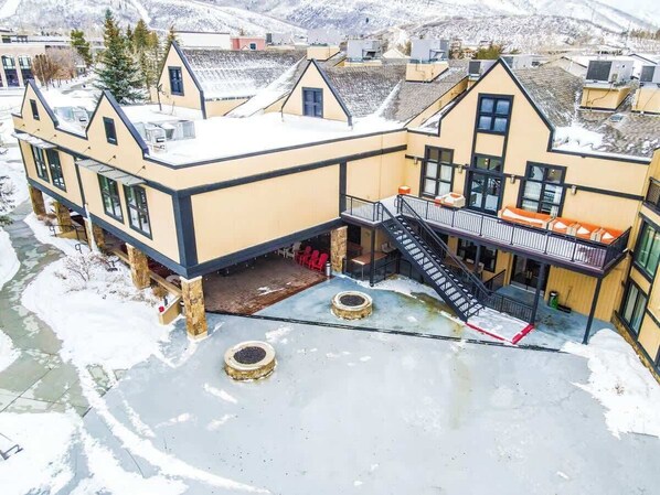 Exterior - Park City 1 Bedroom | Hot Tub, Pool & Bus Route (Park City)