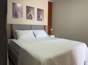 Desk, laptop workspace, free WiFi - Ribeiro Flat (Várzea Grande)