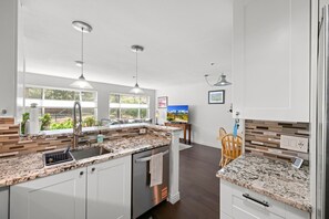 Fridge, microwave, oven, stovetop - New! Boulder Retreat | Pool | Hot Tub | Gym | Explore the City and Mountains (Boulder)