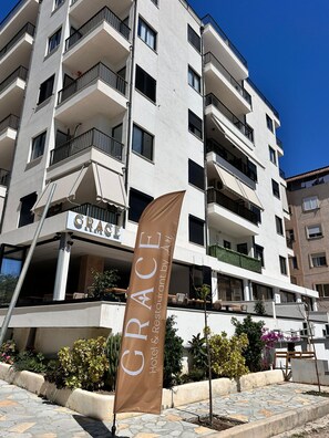 Exterior - Grace Hotel (Saranda)