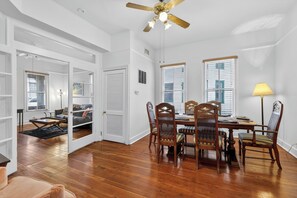 Interior - Quaint 2-bedroom house with AC in charming St. Augustine (St. Augustine)