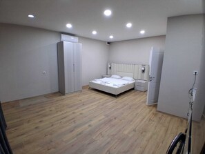Soundproofing, iron/ironing board, free WiFi - Piola Kadıköy (İstanbul)
