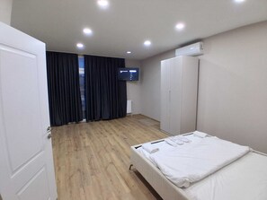 Soundproofing, iron/ironing board, free WiFi - Piola Kadıköy (İstanbul)