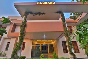 Exterior detail - HOTEL O BLUE DIAMOND (LUCKNOW)