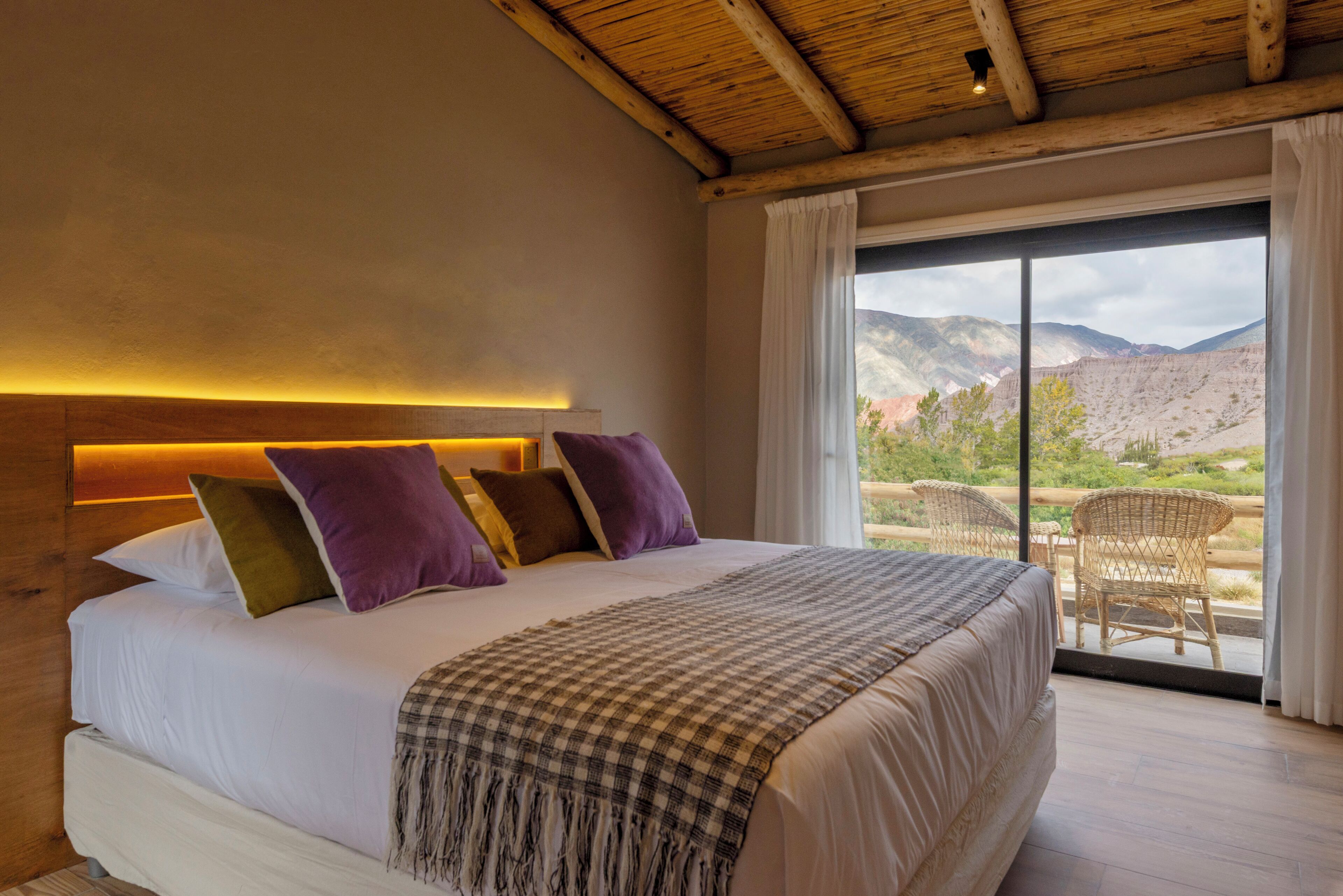Premium bedding, down comforters, free WiFi