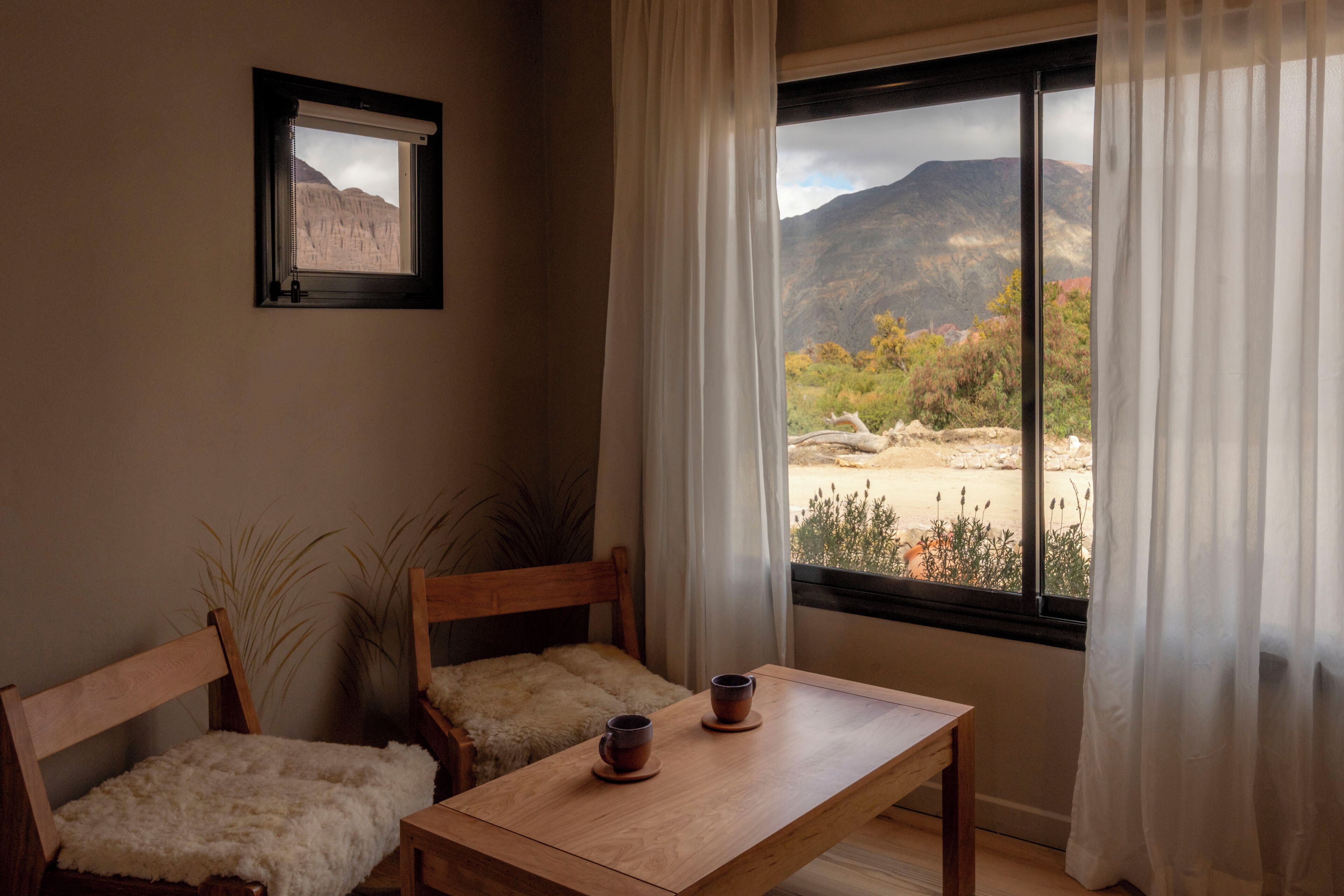 Suite superior, vistas a la montaña | Interior
