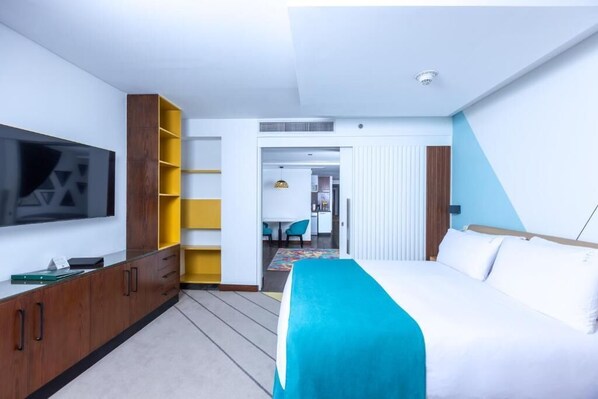 In-room safe, soundproofing, iron/ironing board, free WiFi - Holiday Inn & Suites Cairo Maadi (Cairo)