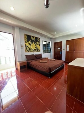 Deluxe Double Room - Ban Elephant Blanc Apartment (Mueang Phuket District)