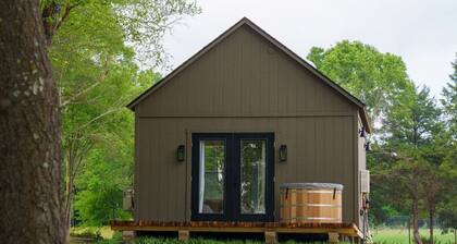 Limestone Fields - Cabin - Lakefront - Ofuro Tub