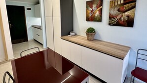 Căn hộ, 1 phòng ngủ, hiên, quang cảnh thành phố | Nội thất