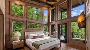 3 bedrooms, iron/ironing board, free WiFi, bed sheets - The Day Hike - Pet Friendly | Mountain View | Outdoor Fireplace | Oversized Deck (Blue Ridge)