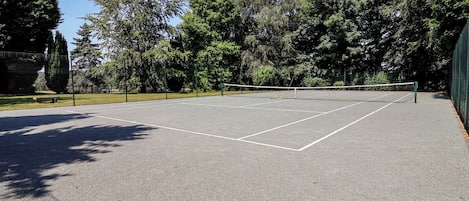 Cottage | Sport court