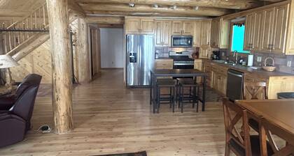 Cracked Noggin Lodge