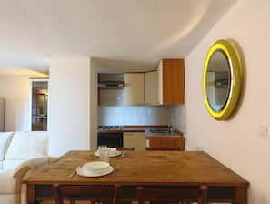 Dining - Hostdomus - The Water Lily Apartment (Alassio)