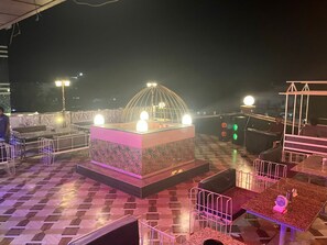 Outdoor dining - Hotel NDH 47 (Bokara)