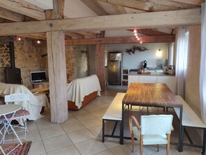 Dining - Vrbo Property (Cornillon)