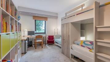 3 Schlafzimmer, Bügeleisen/Bügelbrett, WLAN, Bettwäsche