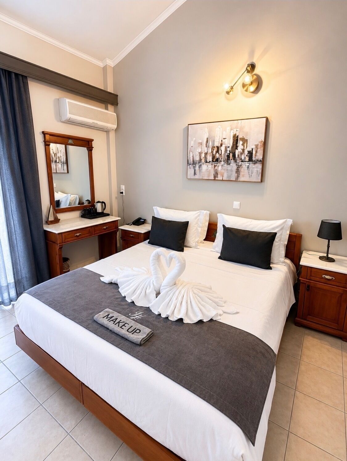 In-room safe, desk, iron/ironing board, free WiFi